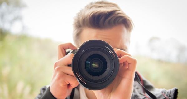 Profissão fotógrafo: tudo o que você precisa saber para ser fotógrafo  profissional – Academia UOL Meu negócio